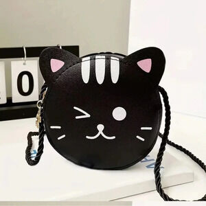 HP! 🎉 1 LEFT! Mini Black Cat Purse